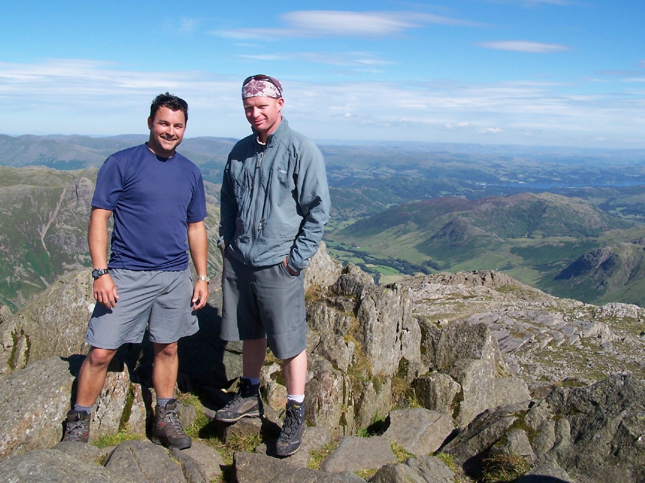 Bowfell Pike Summit.jpg